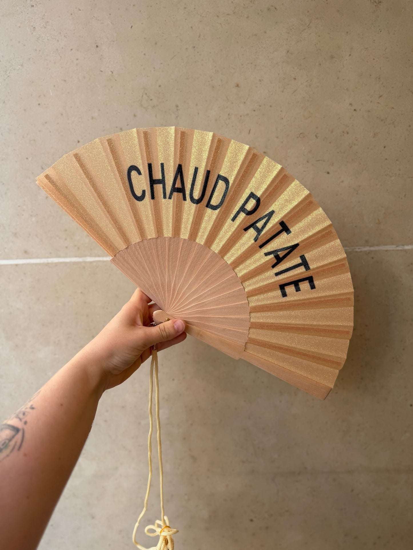 Éventail « CHAUD PATATE »