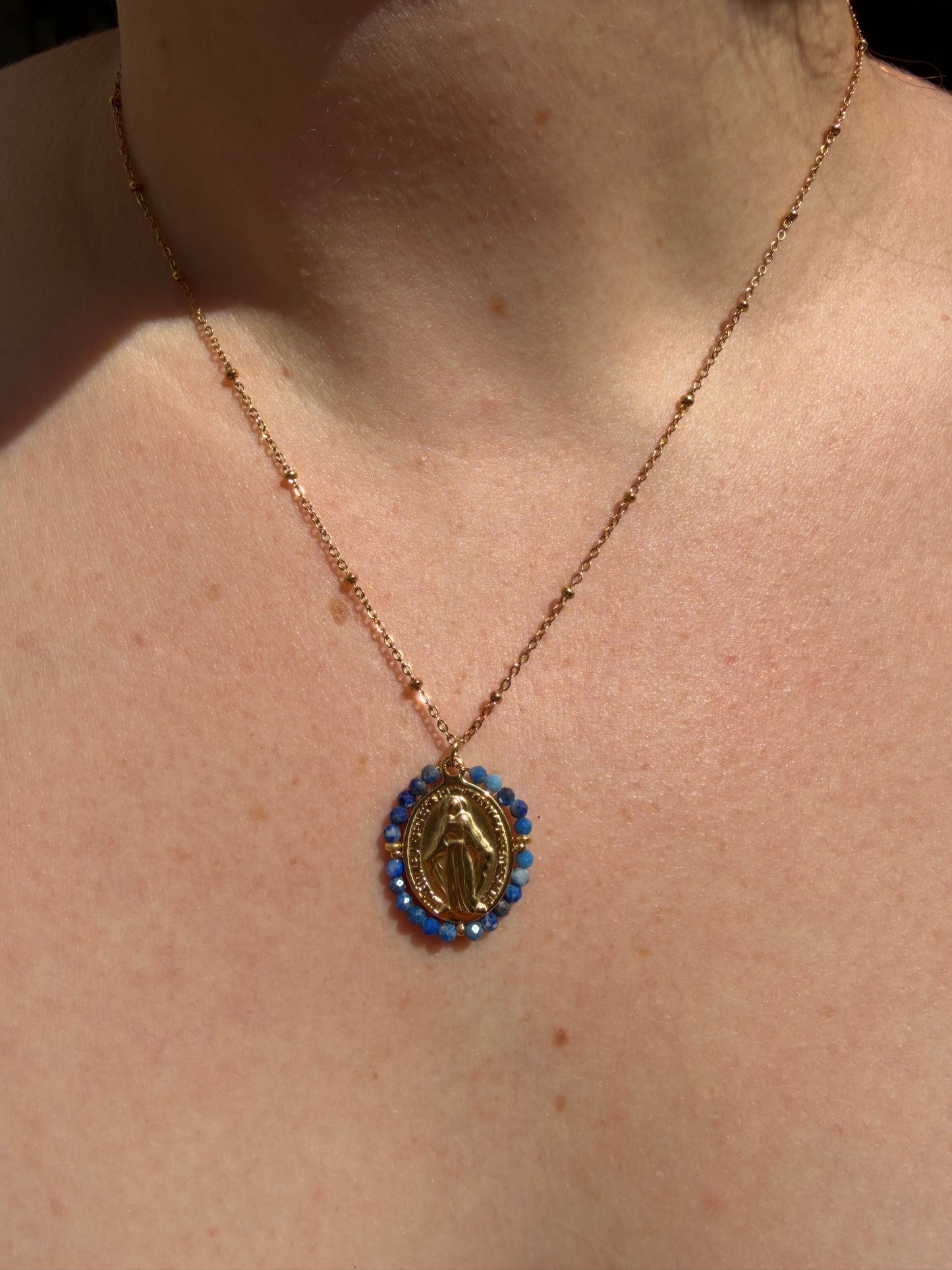 Collier Madone