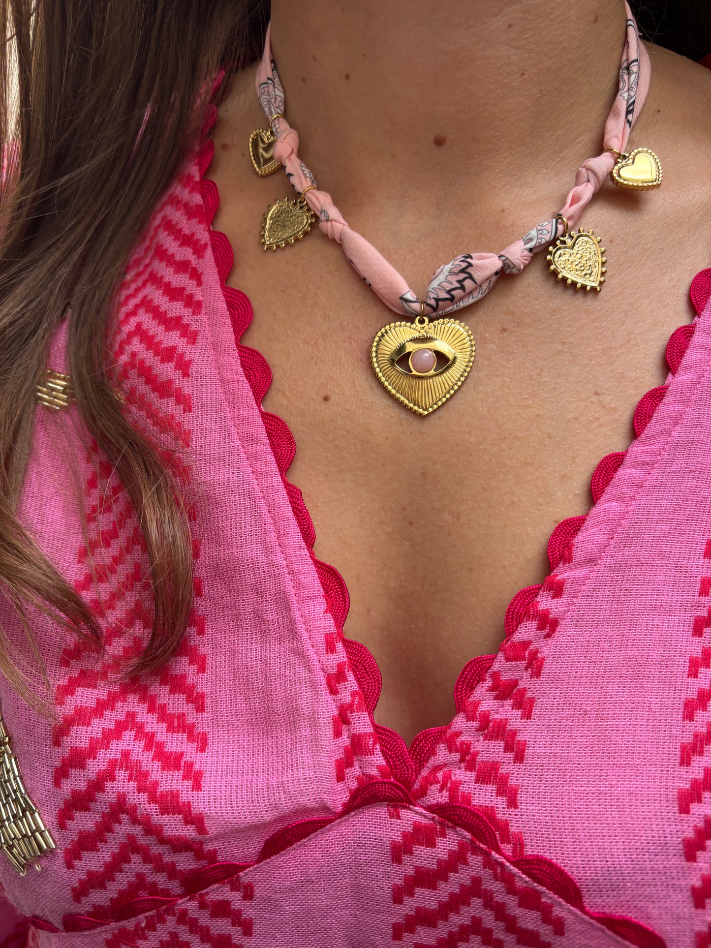 Collier bandana