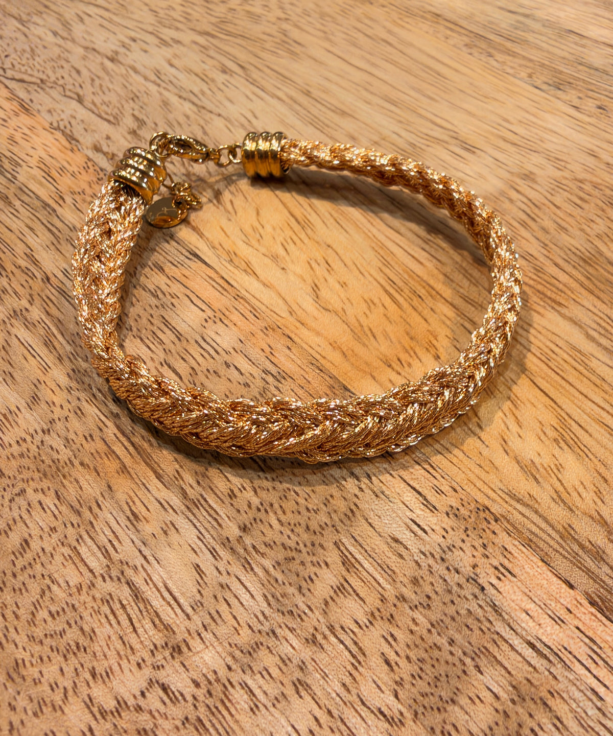 Bracelet tissé doré