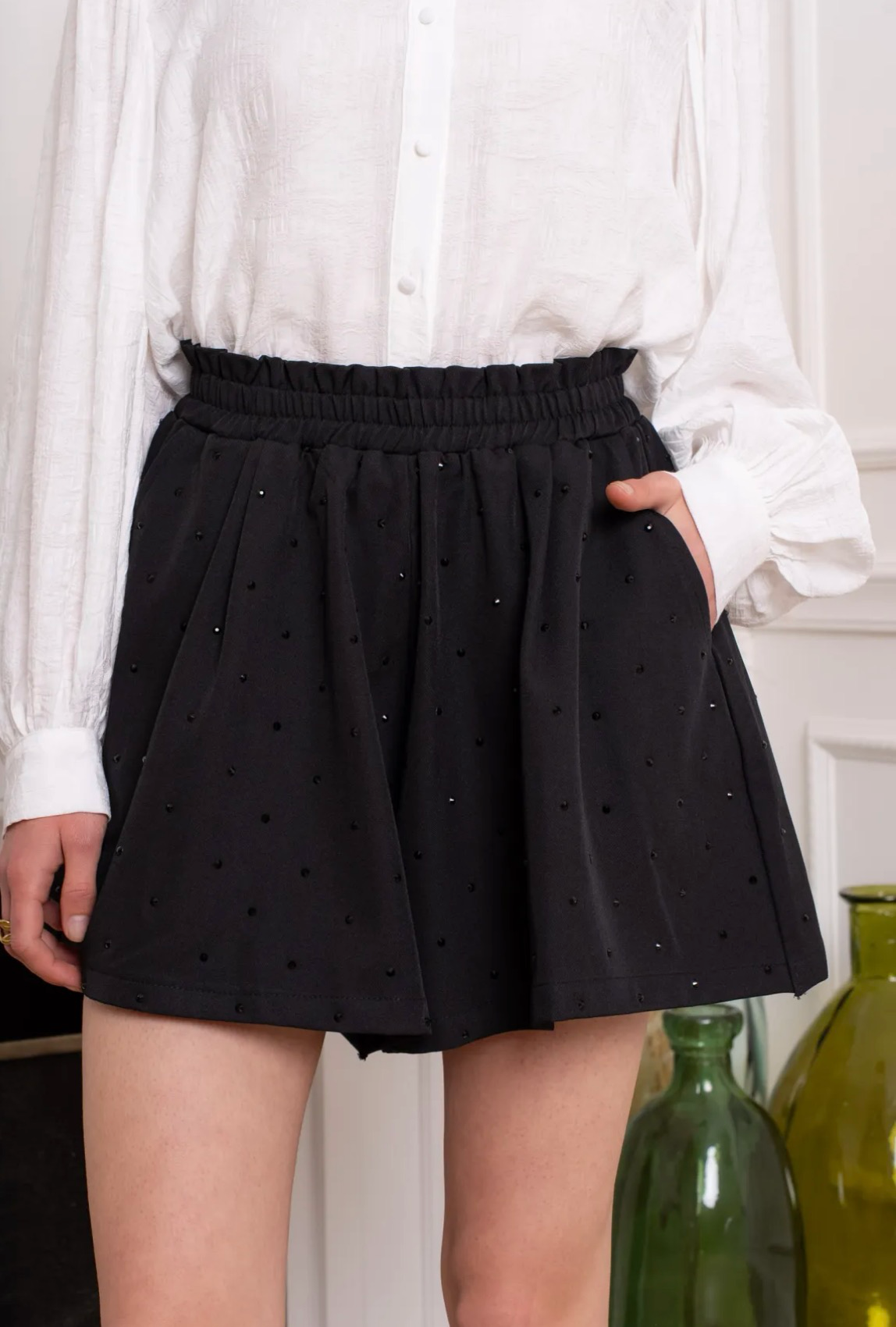 Short Lily