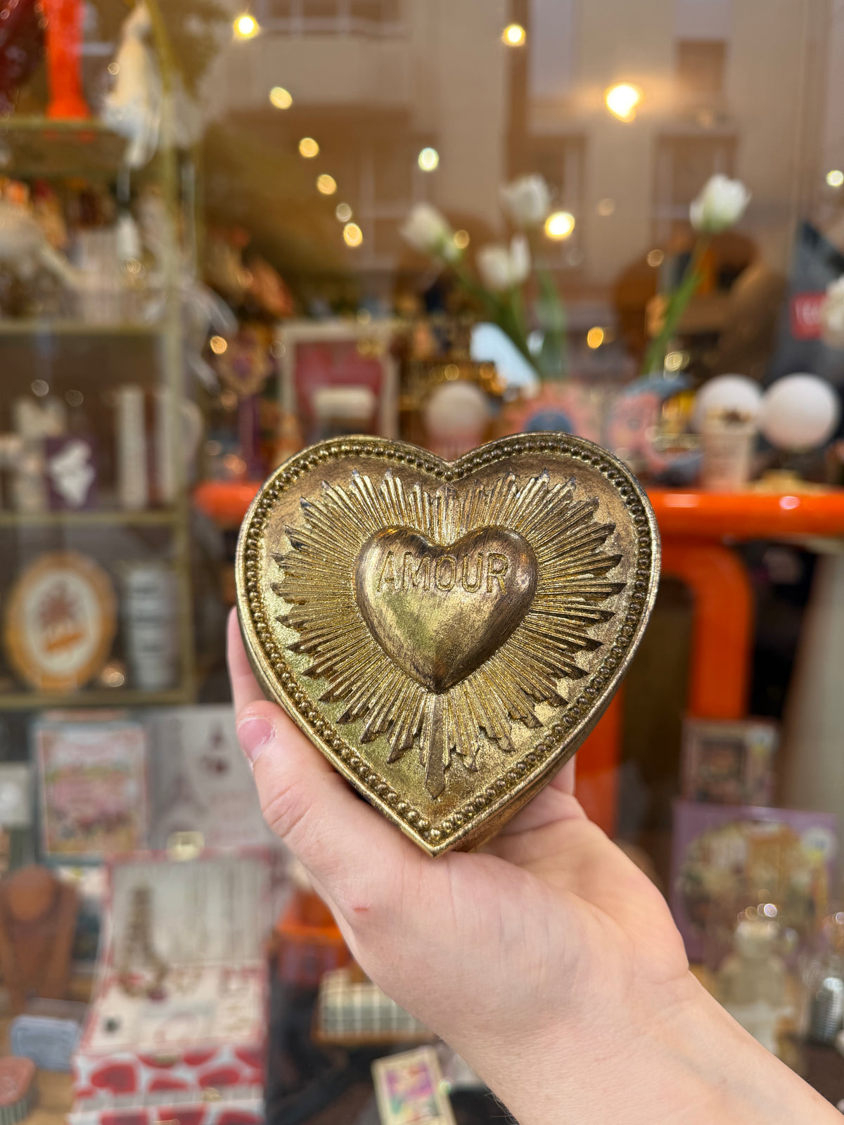 Boîte ex voto mira