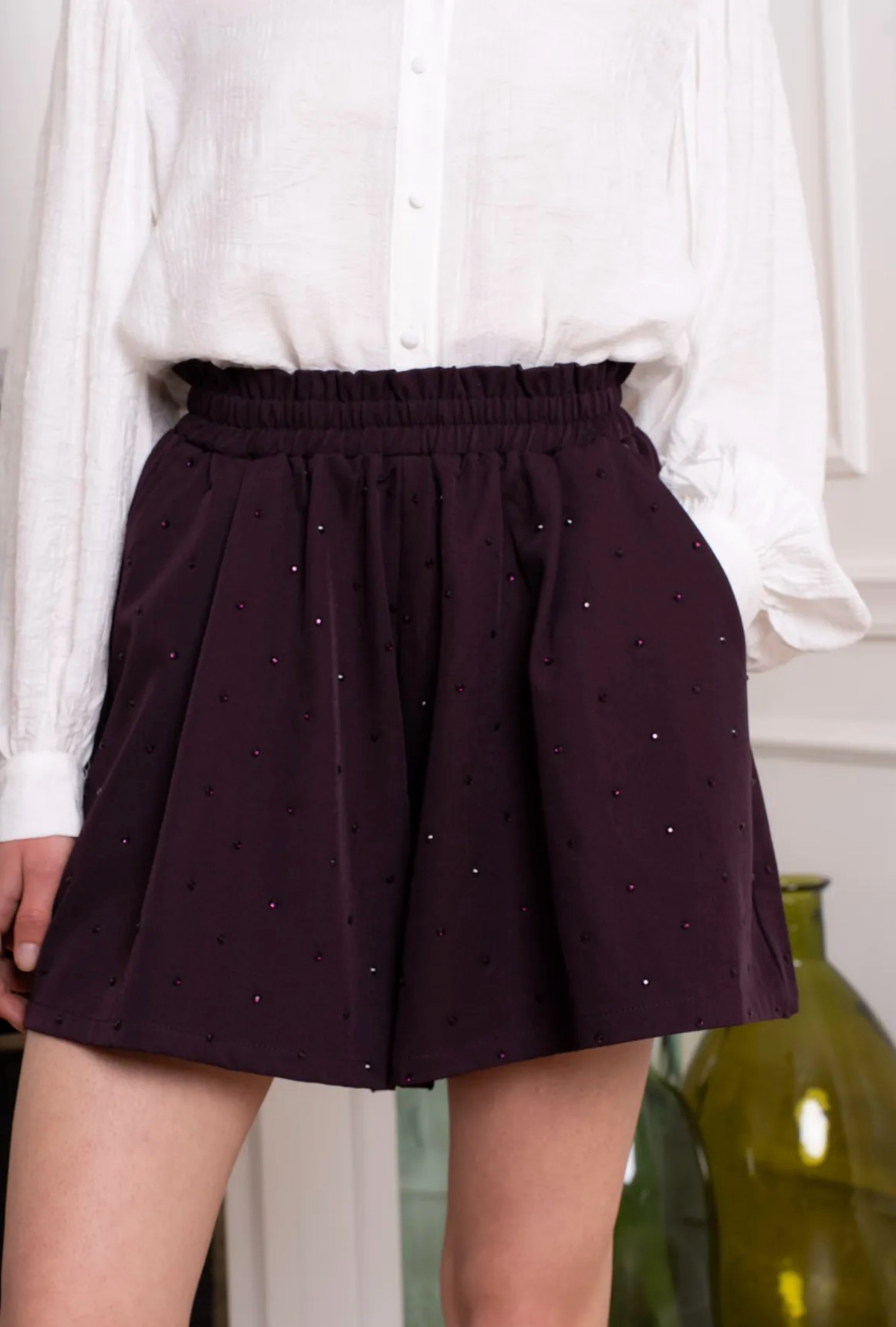 Short Lily