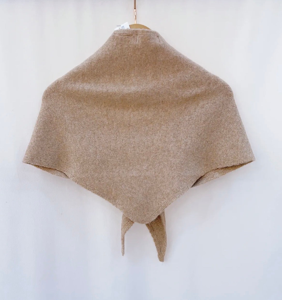 Écharpe triangle unie