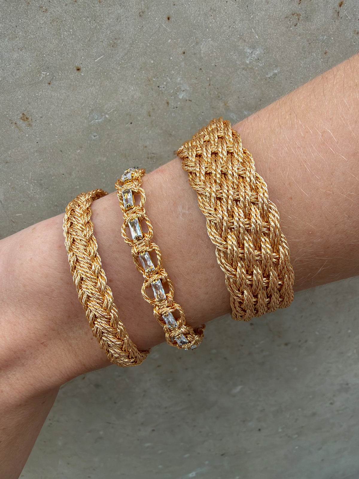 Bracelet tissé doré