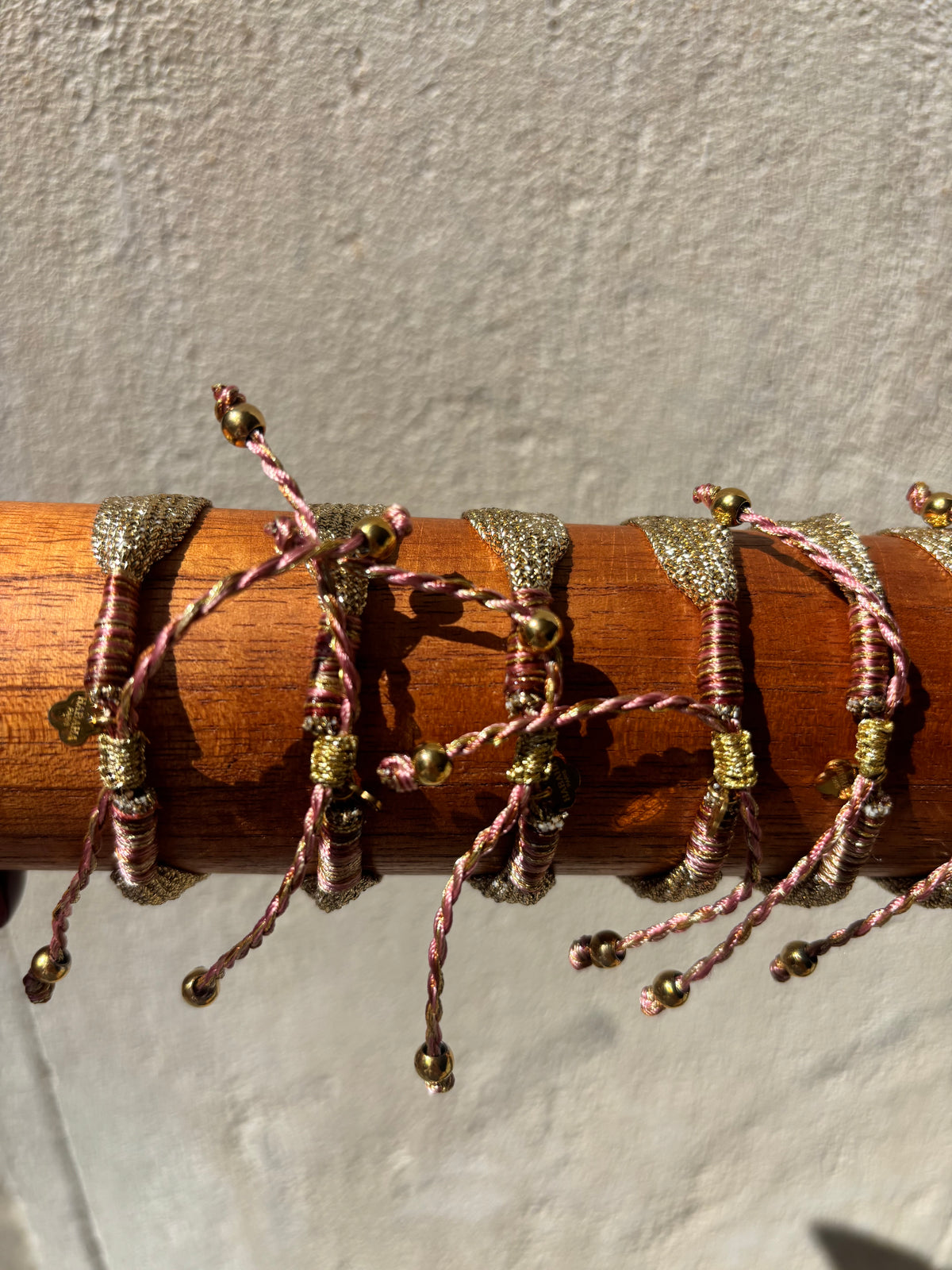 Bracelet tissé doré