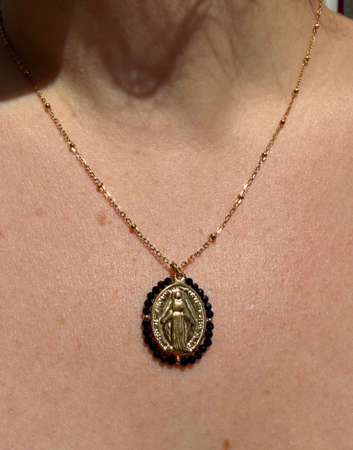 Collier Madone