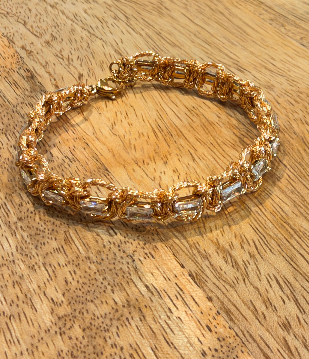 Bracelet tissé doré