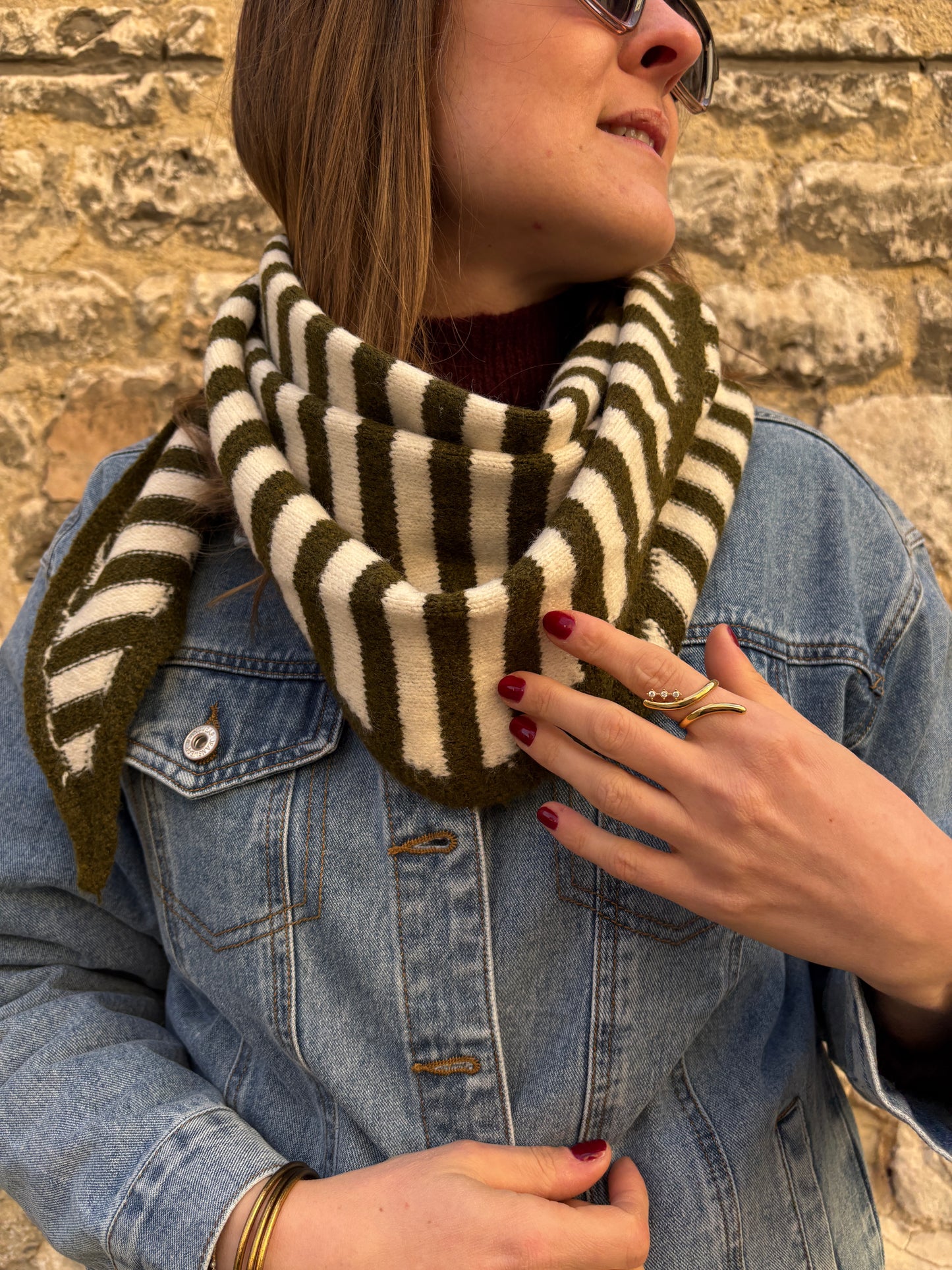 Écharpe triangle rayée