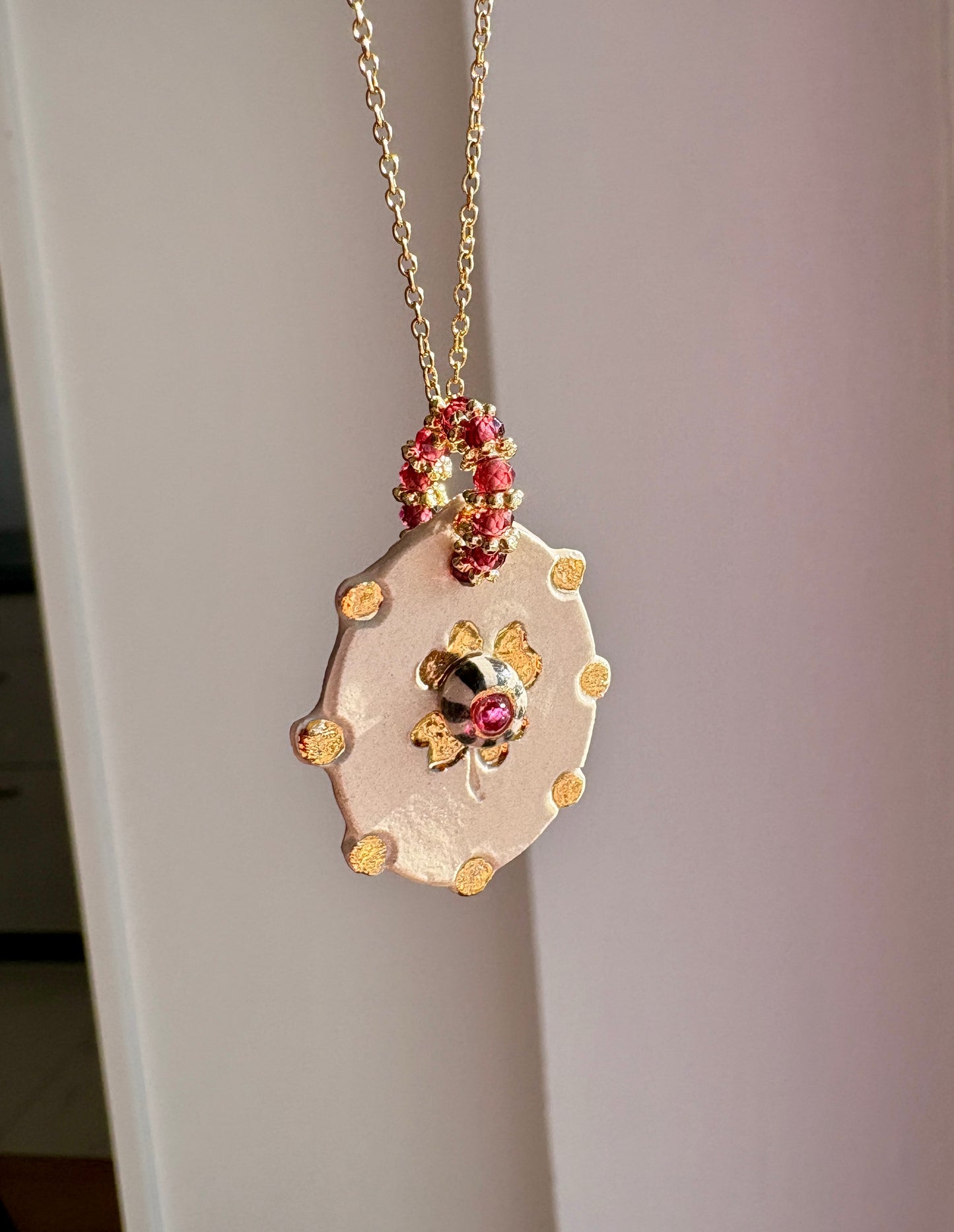 Collier Luck