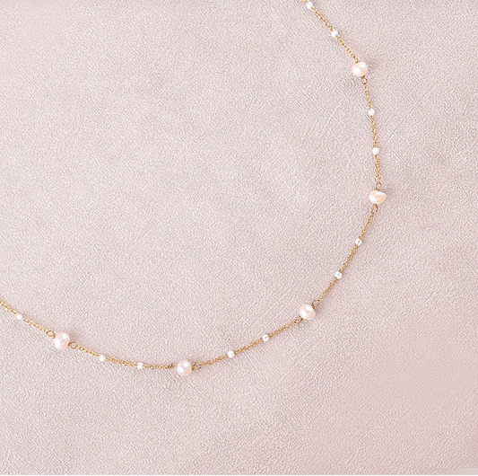 Collier Romane