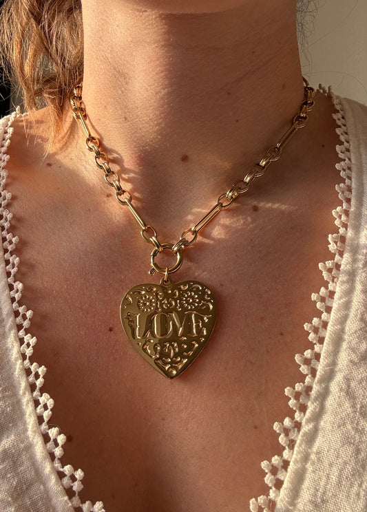 Collier Love